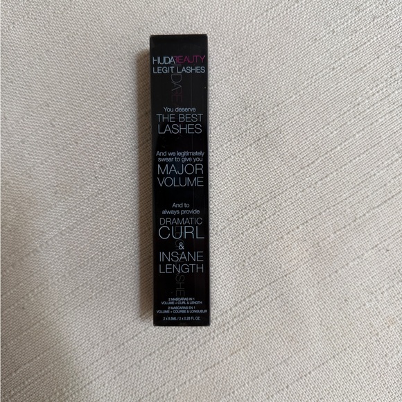 NWT Huda Beauty Legit Lashes Mascara - Very Vanta - Picture 2 of 8